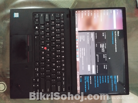 Lenovo X1 Carbon 16 GB Ram 256 GB SSD. I5-8Gen.